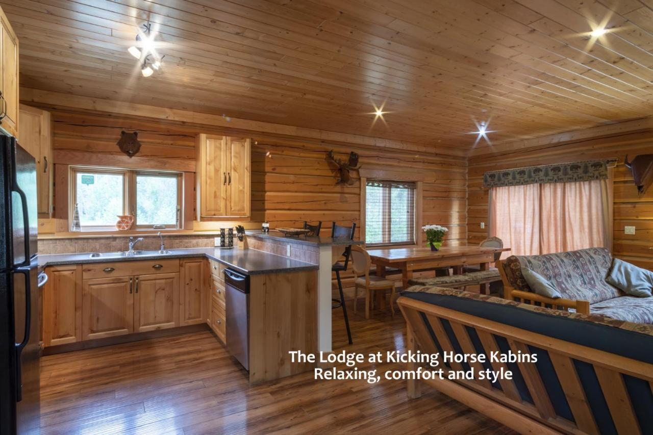 Kicking Horse Kabins Golden Exterior photo